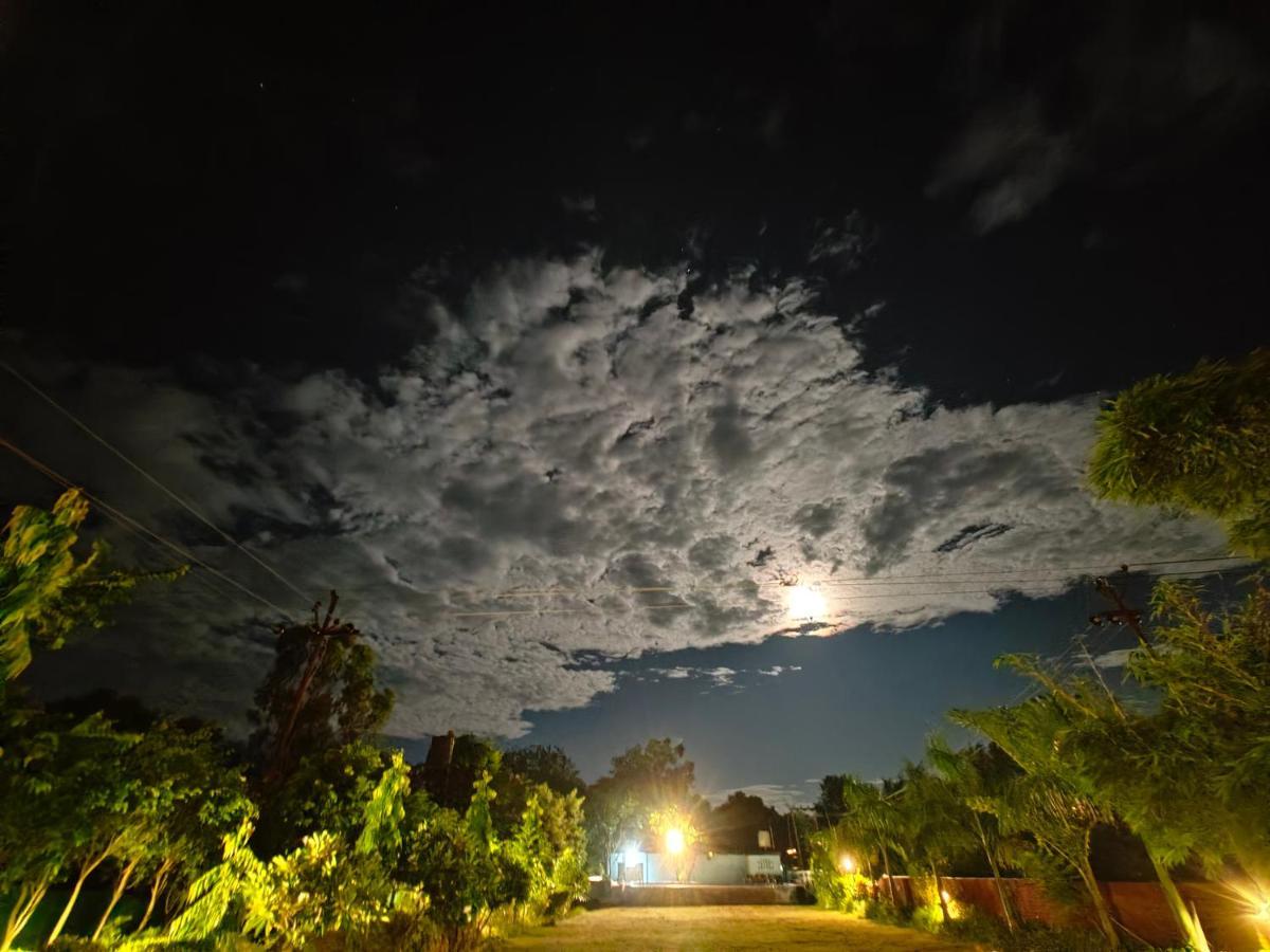 Wanderlust Corbett Resort Garjia Esterno foto