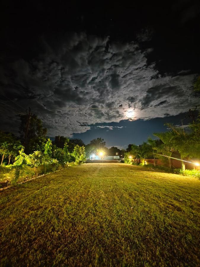 Wanderlust Corbett Resort Garjia Esterno foto