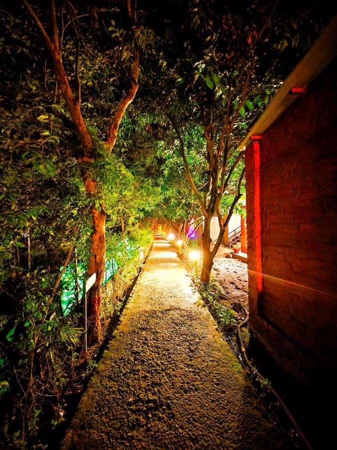 Wanderlust Corbett Resort Garjia Esterno foto